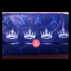 Jeffree Star Cosmetic Blue blood eyeshadow Palette